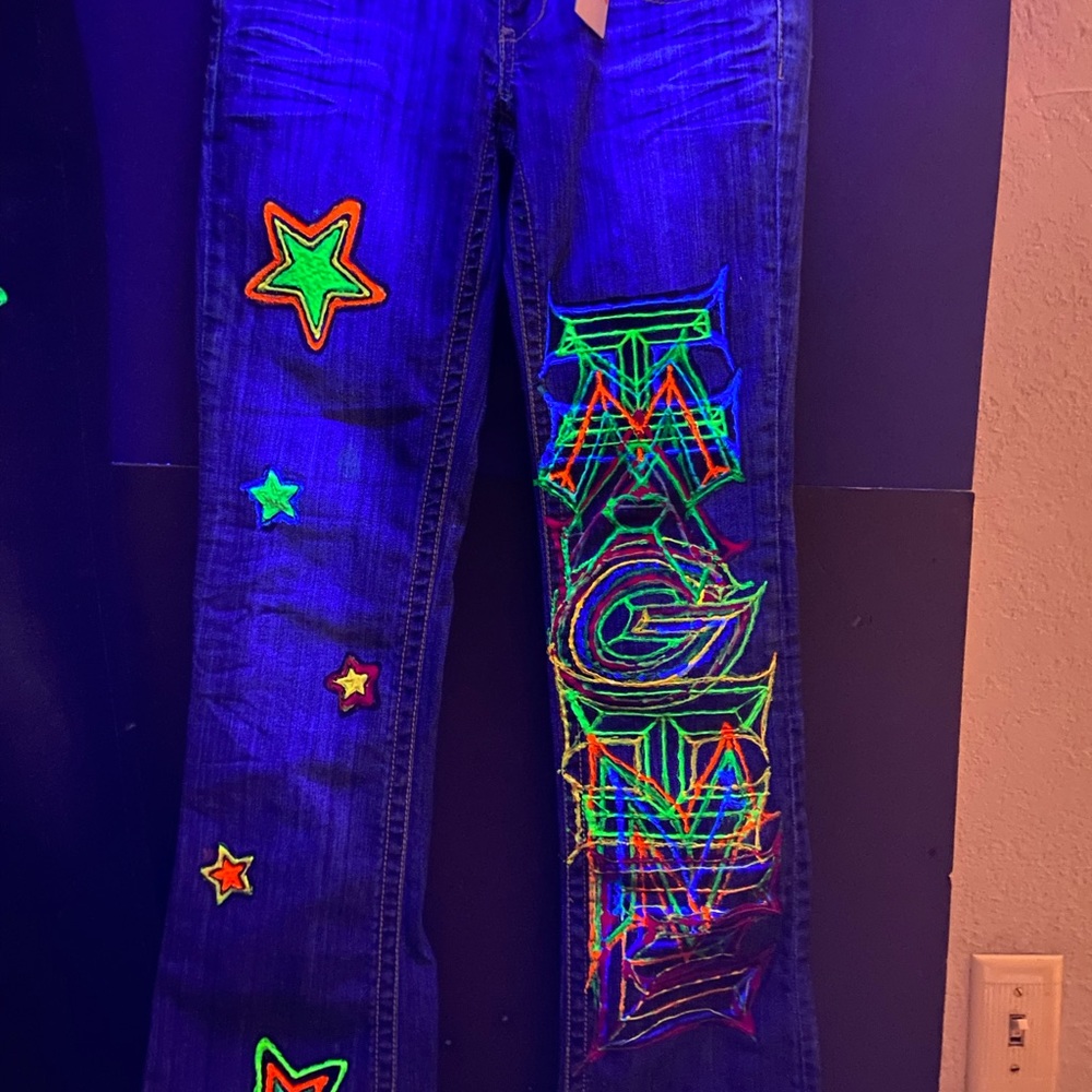 SEVEN FOR ALL MANKIND- BOOT- CUT GLOW-IN-THE-DARK DESIGNED JEANS